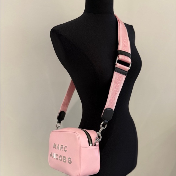 Marc Jacobs Pink or black snapshot crossbody Shoulder Bag like new conditions - Picture 4 of 16